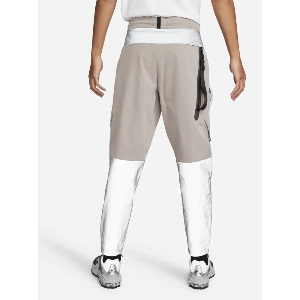Nike Sportswear Tech Pack Mens Reflective Cargo Pants Size 36 MSRP $160 - Picture 2 of 7